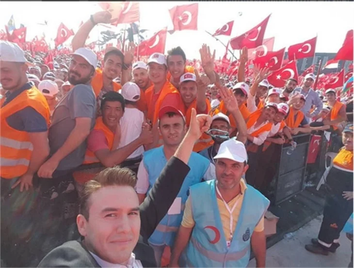 Ünlü isimler Yenikapı'ya akın etti!