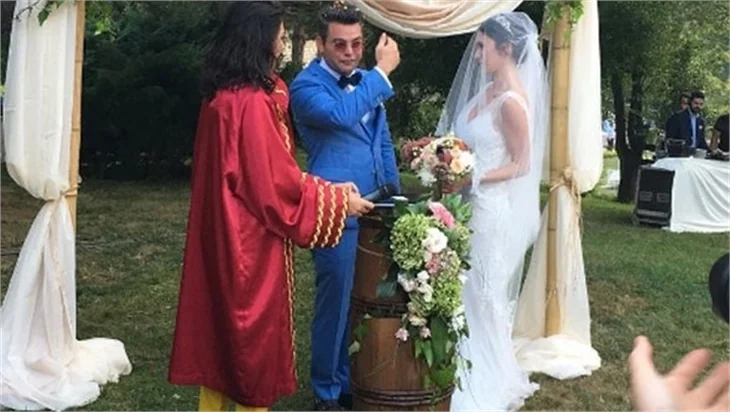 Murat Eken ve Gizem Önen evlendi
