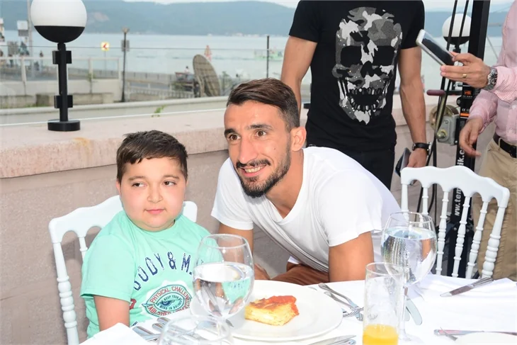 Mehmet Topal'dan moral yemeği!