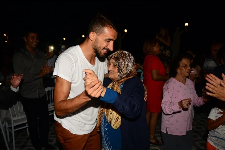 Mehmet Topal'dan moral yemeği!