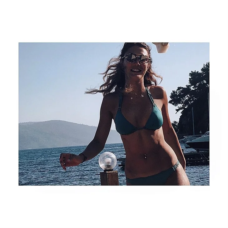 Deniz sevdalısı Merve Oflaz