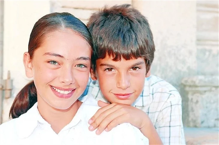 Ünlü çiftlerin eski halleri!