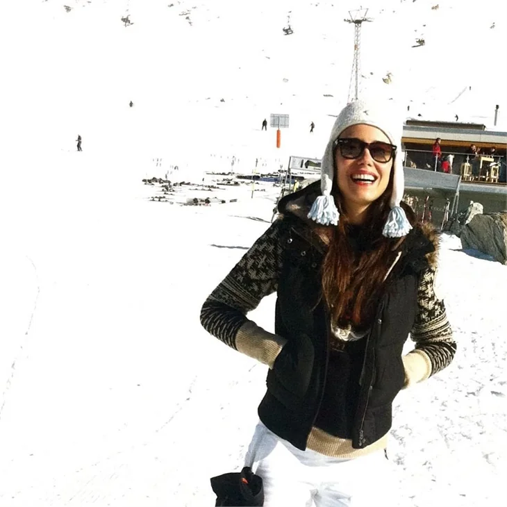 Cansu Dere'nin dönüşü!