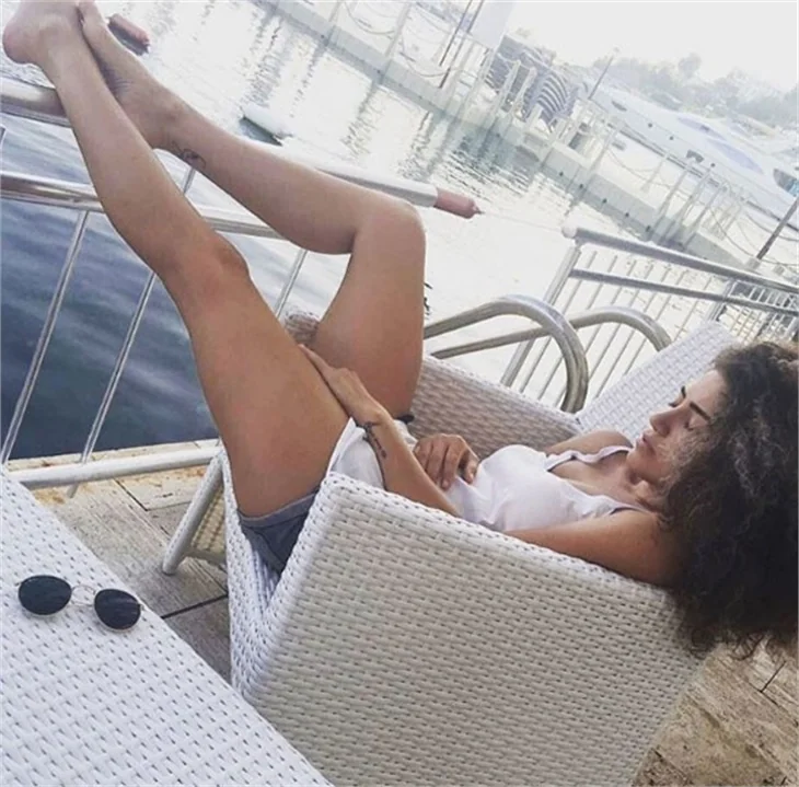 Dilan Çıtak burnunu yaptırdı