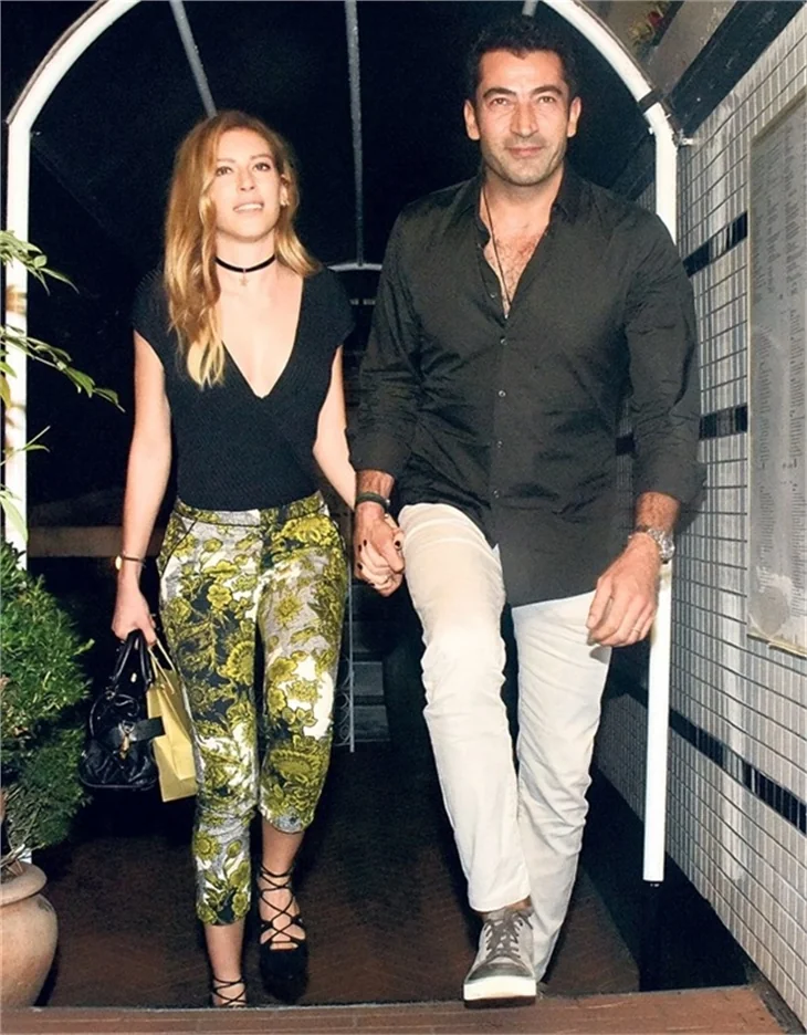 Sinem Kobal'ın erken 29. yaş kutlaması