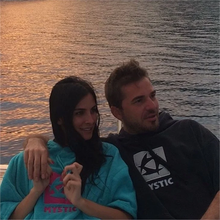 Engin Altan Düzyatan eşi ve oğluyla tatilde