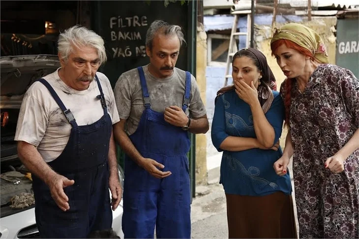 Gülümse Yeter 5. Bölüm fotoğrafları!