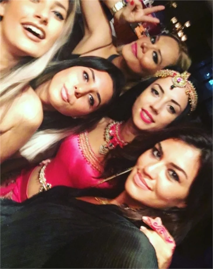 'Kısmetse Olur'un yıldızları evlendi!