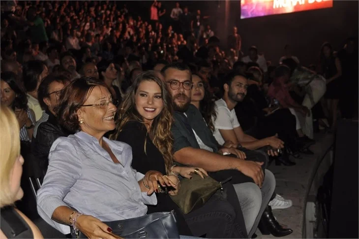 Harbiye'de Murat Boz izdihamı!