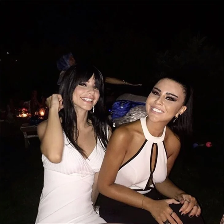 Berkay ile evlilik hazırlığı yapan Özlem Katipoğlu kına yaktı!