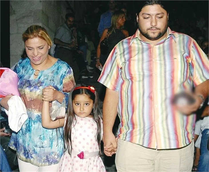 Kibariye sahnede açıkladı: İkinci kez anne oluyor