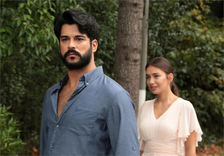 Küslük bitti! Burak Özçivit ile Neslihan Atagül barıştı!