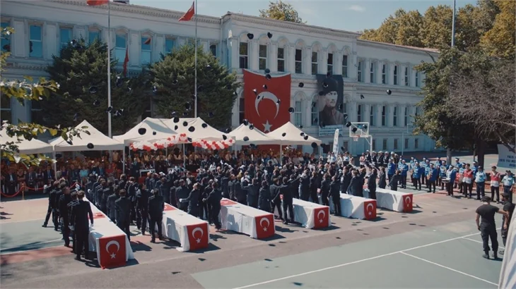 "İçerde" dizisinin ilk bölüm fotoğrafları
