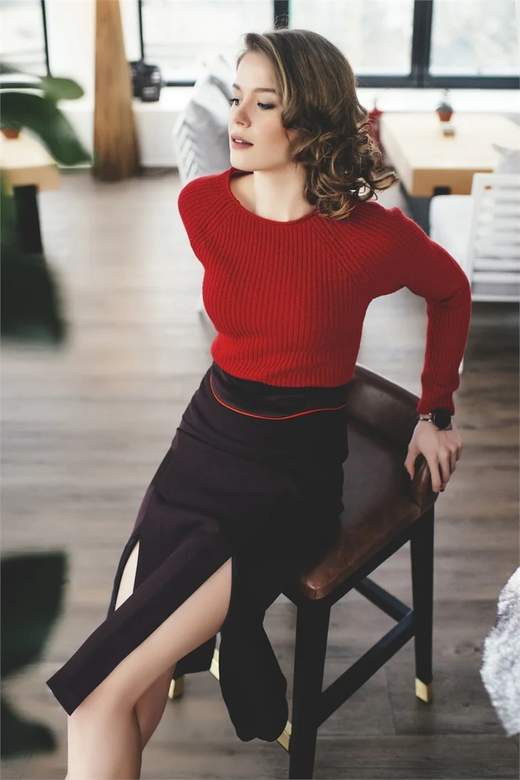 Burcu Biricik: Bizimkisi ilk görüşte aşk değil!