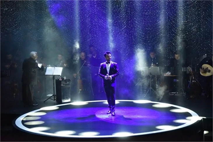 Tarkan konserine ünlü akını!