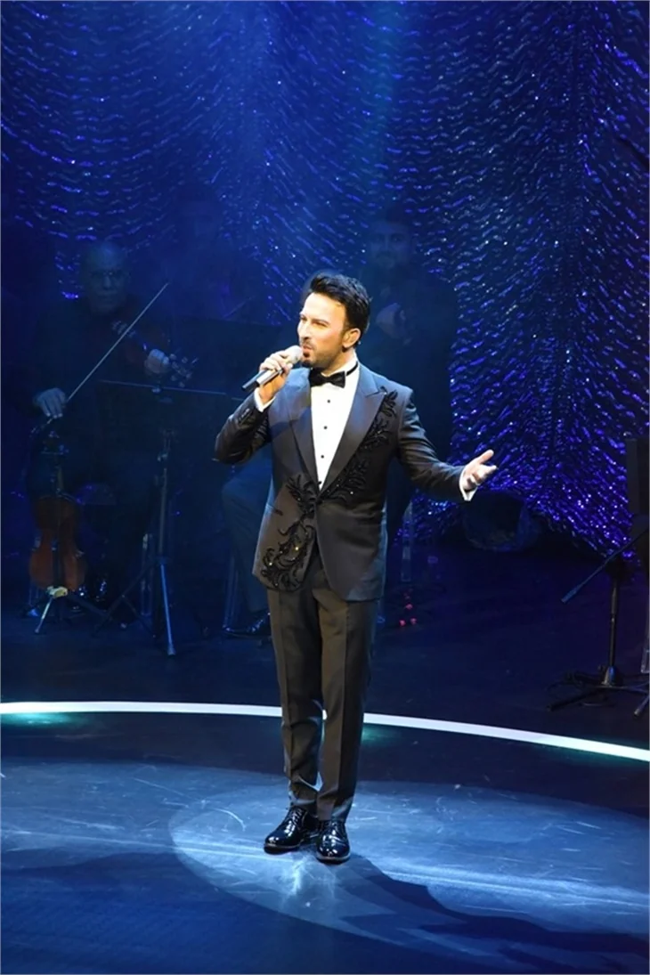 Tarkan konserine ünlü akını!