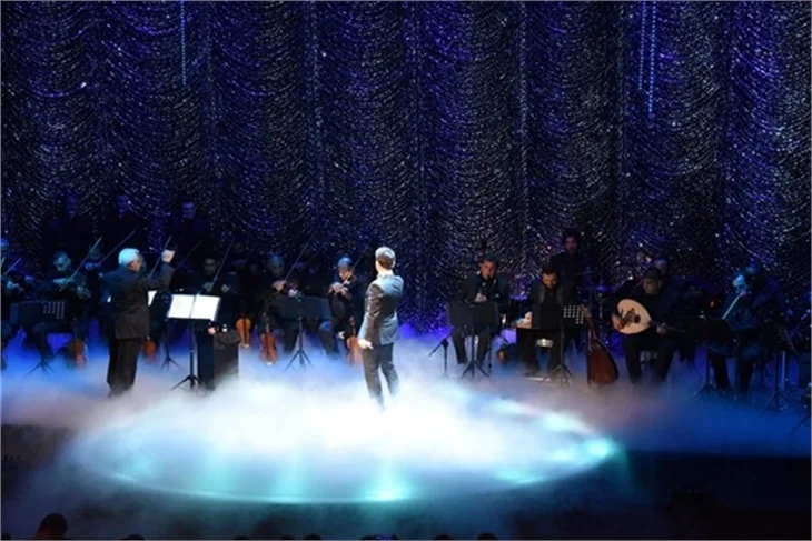Tarkan konserine ünlü akını!
