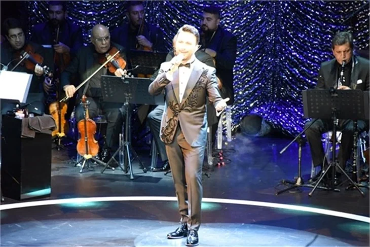 Tarkan konserine ünlü akını!