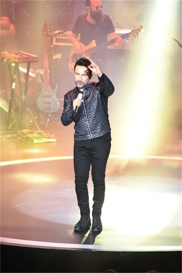 Tarkan konserine ünlü akını!