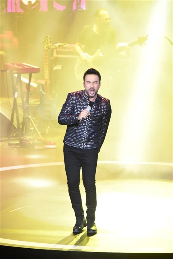 Tarkan konserine ünlü akını!
