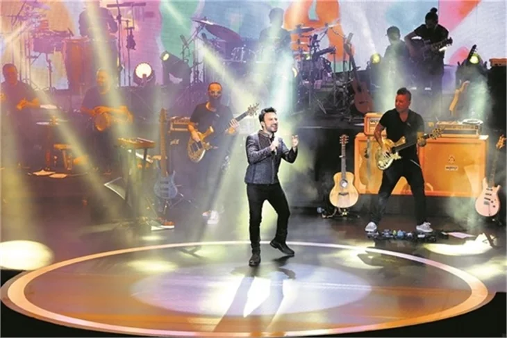 Tarkan konserine ünlü akını!
