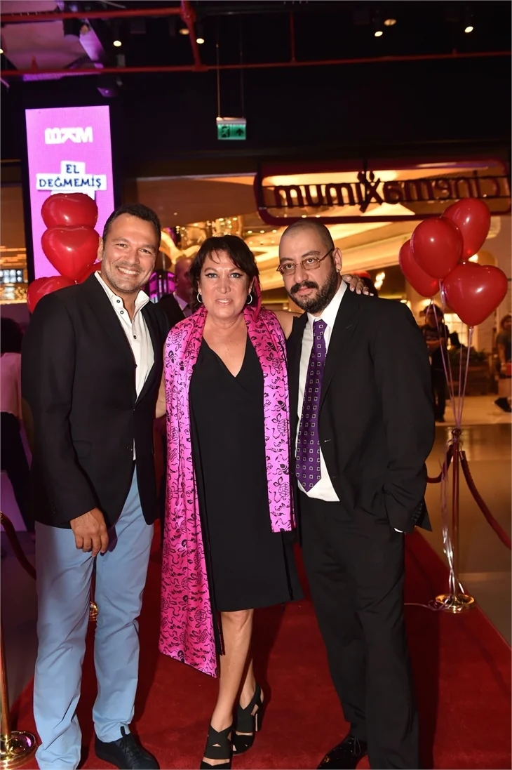 'El Değmemiş Aşk' filminin galası yapıldı!