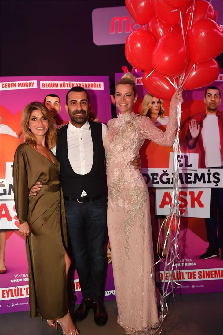 'El Değmemiş Aşk' filminin galası yapıldı!