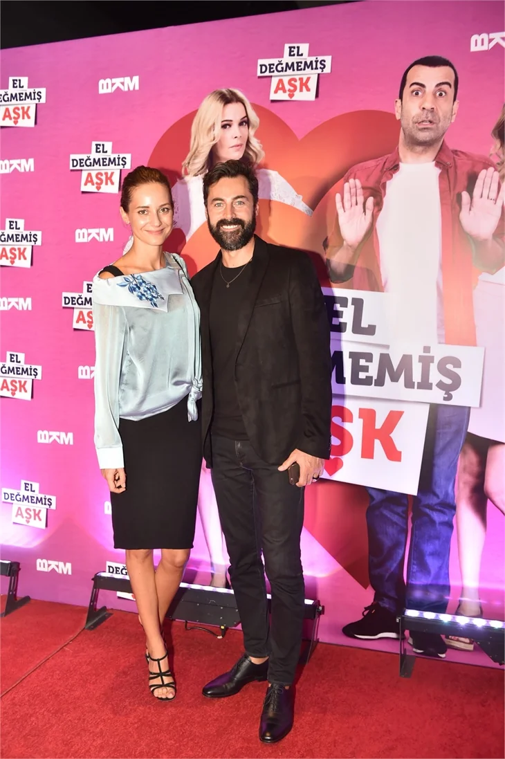 'El Değmemiş Aşk' filminin galası yapıldı!