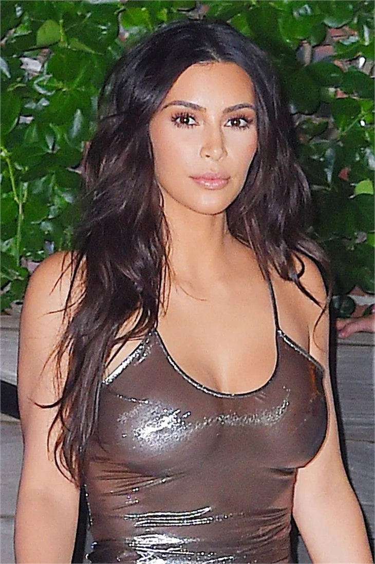 Kim Kardashian'ın olay şeffaflığı!