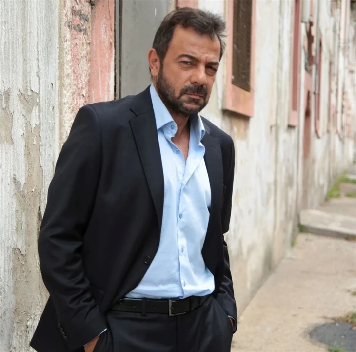 'Kara Sevda'da Kemal cezaevinde!