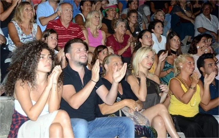 Ferhat Göçer: İbrahim Tatlıses'ten daha güzelsin