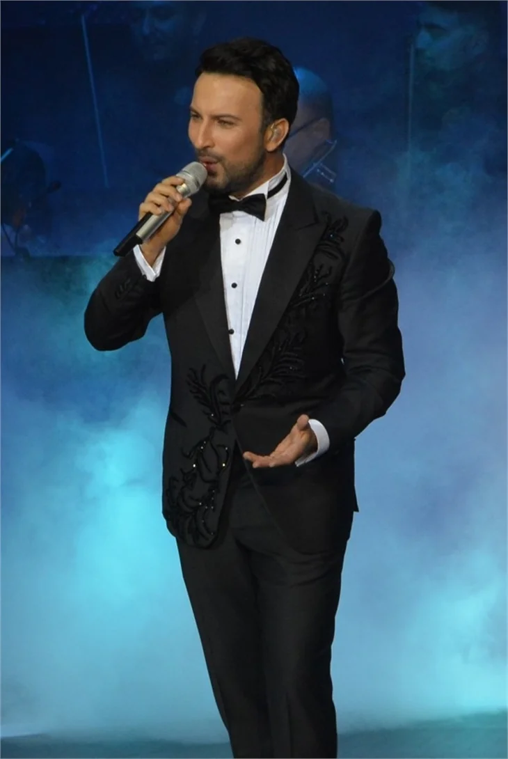 Tarkan konserine ünlü akını!