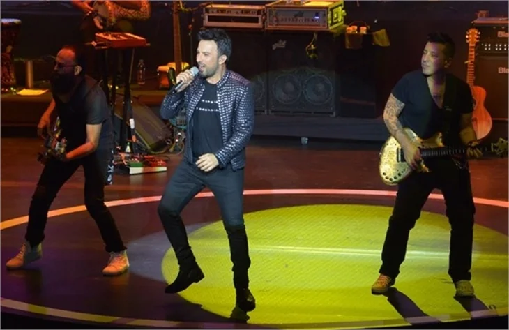 Tarkan konserine ünlü akını!