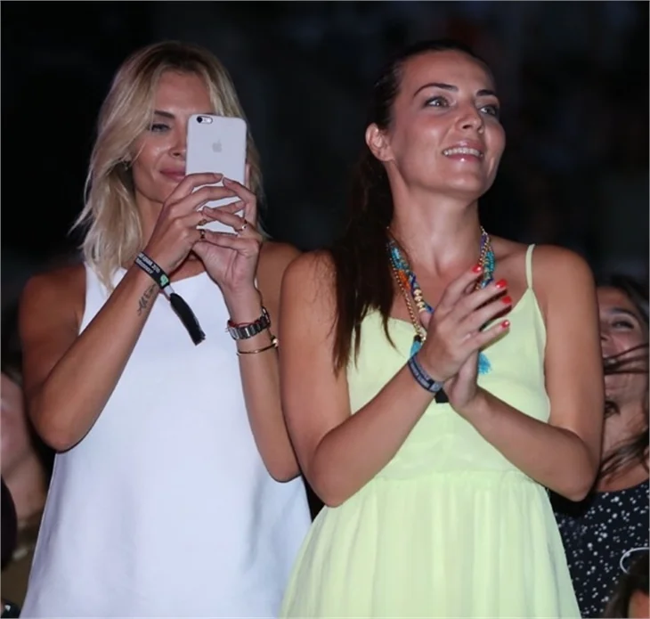Tarkan konserine ünlü akını!