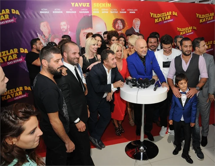 'Yıldızlar Da Kayar Das Borak' filmin galası yapıldı!