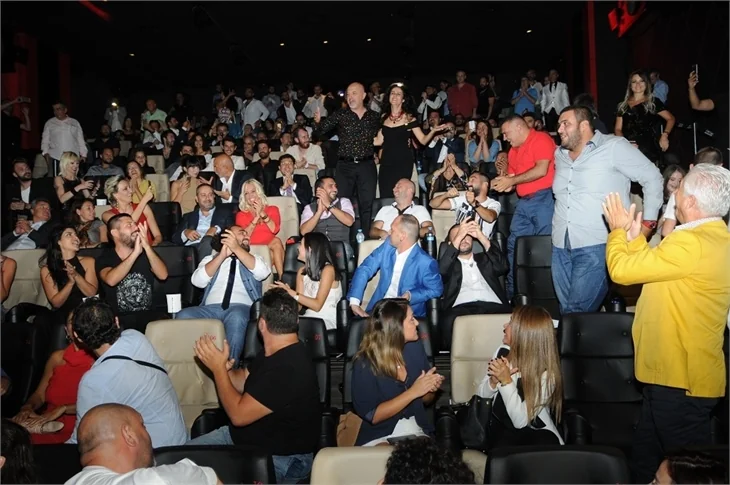 'Yıldızlar Da Kayar Das Borak' filmin galası yapıldı!