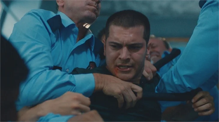 Çağatay Ulusoy ve Aras Bulut İynemli 'İçerde' dizisini anlattı