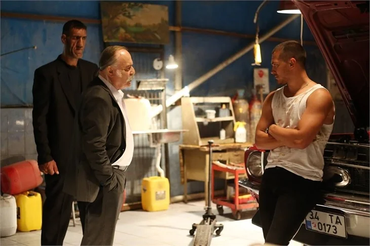 Çağatay Ulusoy ve Aras Bulut İynemli 'İçerde' dizisini anlattı