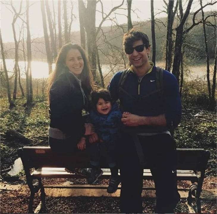 Aslı Tandoğan'ın mutlu aile pozu