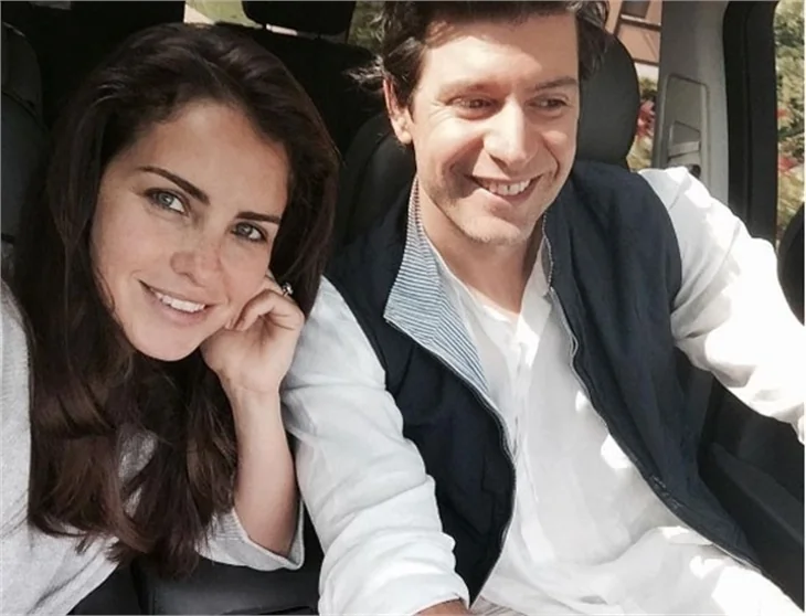 Aslı Tandoğan'ın mutlu aile pozu