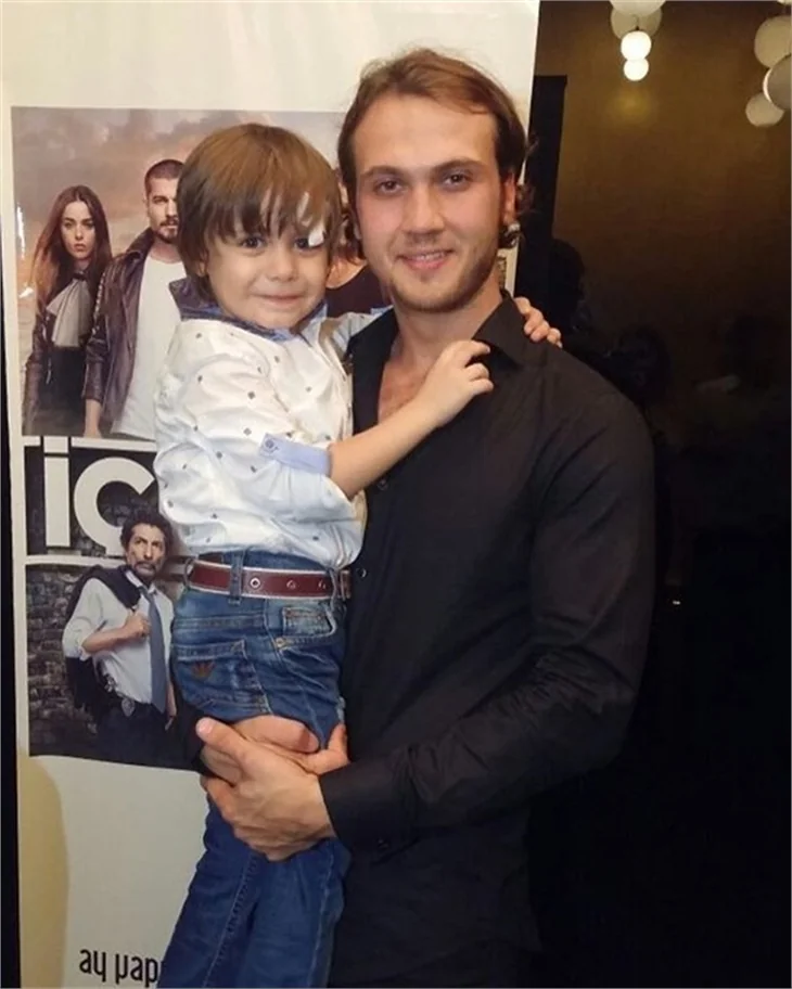 "İçerde" ekibinden ilk bölüm kutlaması