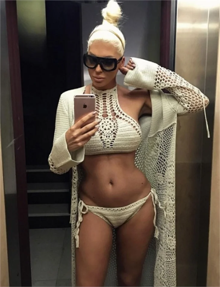 Jelena Karleusa'nın makyajsız hali şoke etti!
