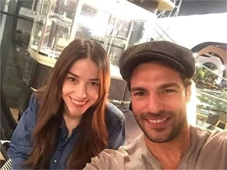 İtalya'da Serkan Çayoğlu ve Özge Gürel izdihamı