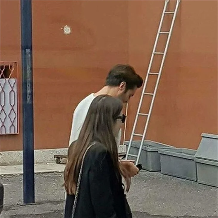İtalya'da Serkan Çayoğlu ve Özge Gürel izdihamı