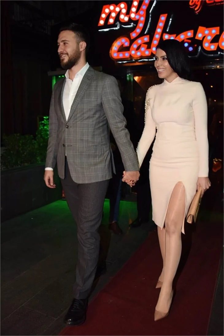 Hatice Şendil 3 aylık hamile