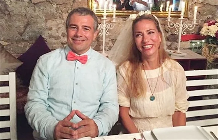 Deniz Arcak evlendi