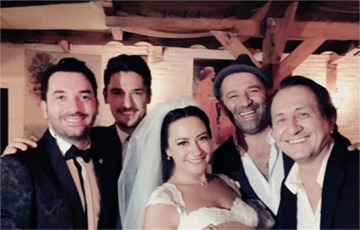 "Arka Sokaklar"ın komiseri Ozan Çobanoğlu ile Ezgi Sertel evlendi!