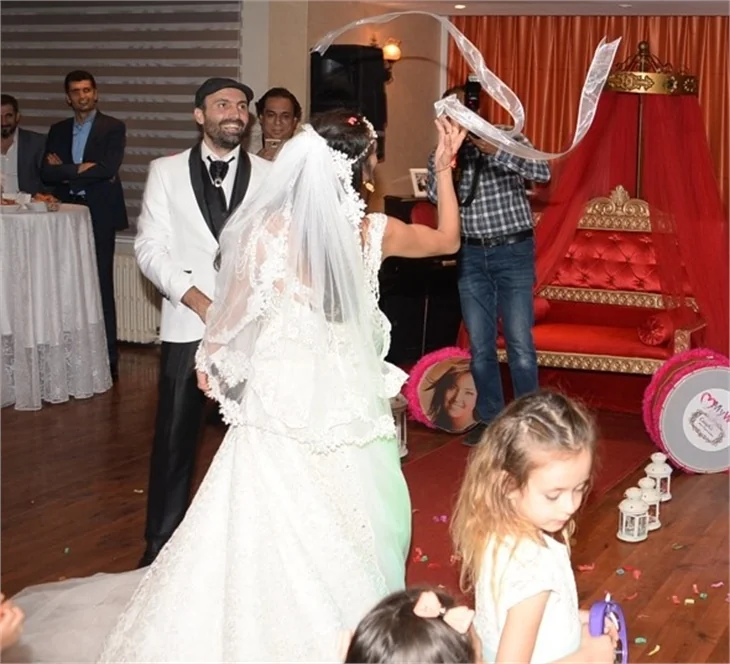 Meltem Miraloğlu ve Tayfur Aydın'ın evlendi