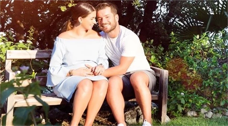 Buse Terim doğumu o ülkede yapacak