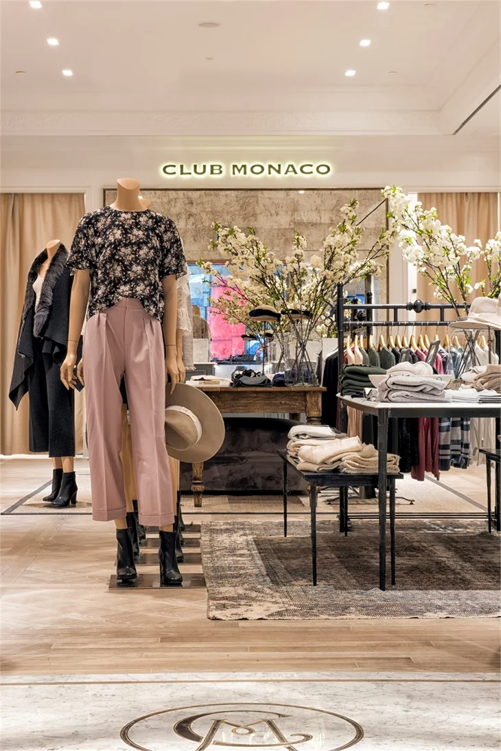 Club Monaco ilk mağazasını Akasya'da açtı!